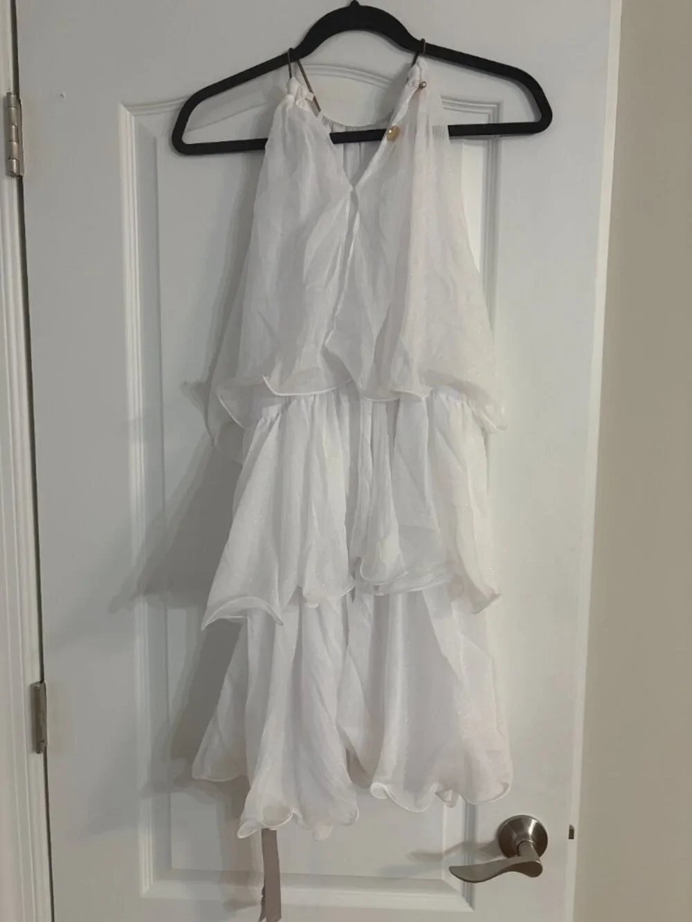 MISSGUIDED Elegant Tiered Ruffle Sleeveless Mini Dresses